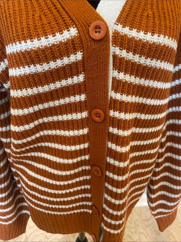 Brown Stripe Button - Image 3