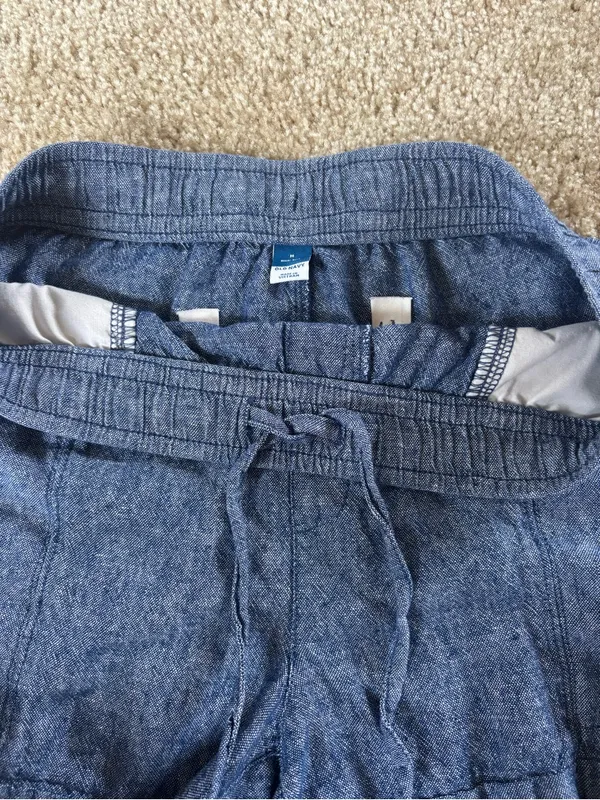 Old Navy Linen-Blend Denim Drawstring Shorts - Size: medium - Image 4
