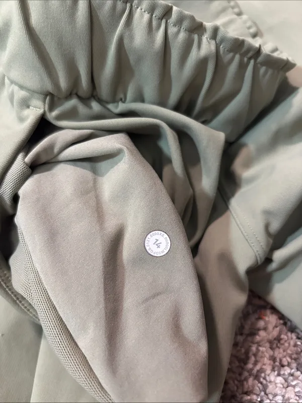Lululemon Keep Moving Pant 7/8 High-Rise size 14 - Image 5