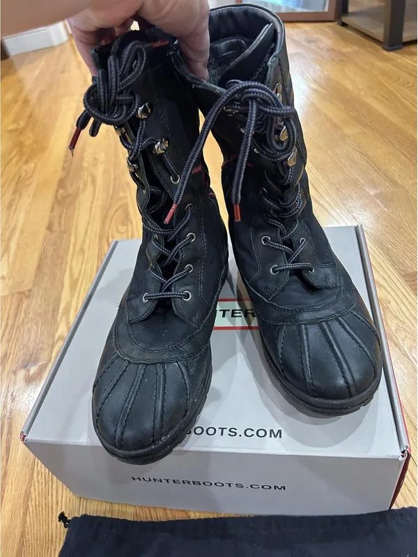 Hunter Black Lace-Up Waterproof Winter Boots with Box and Care Card US 10/ UK7.5 - Image 2