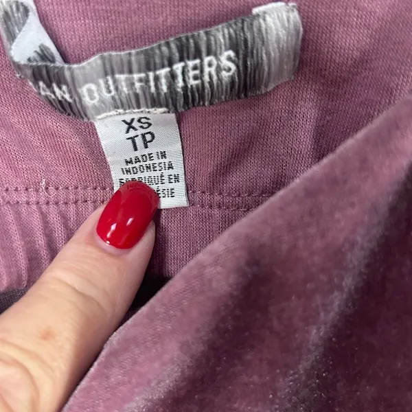 Urban Outfitters Pink Velvet Tank size XS - Image 4