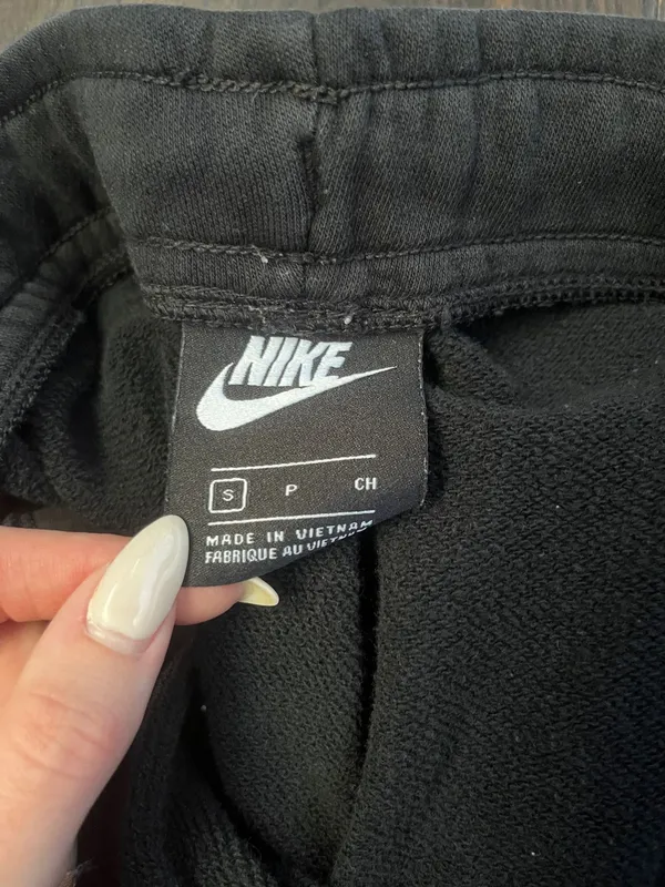 Nike Sweatpants Black Jogger - Image 2
