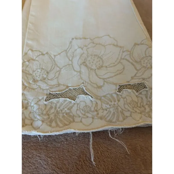 Soft Surroundings The Ultimate Wide Leg Crop Jeans Embroidered Ivory 6 - Image 2