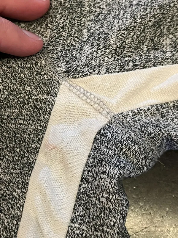 Billabong Sweater Womens Small Gray Contrast Stripe Sleeve Crewneck Pullover - Image 7