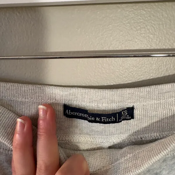 Abercrombie & Fitch Heritage Logo Full-Zip Hoodie and Matching Sweatpants Set Two Piece - Image 8