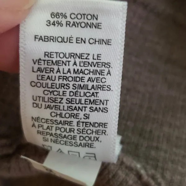 Express tan cutoutlightweight sweater - Image 13