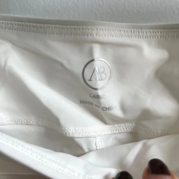 AB Addison Bay Biker Shorts Women Large White Athleisure Side Pockets Activewear - Image 2