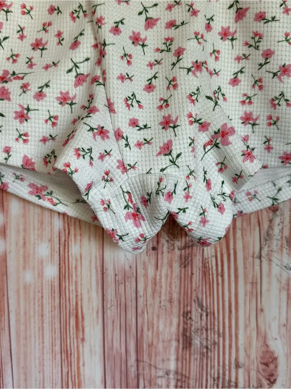 Cha Cha White Daphne Pink Ditsy Floral Print Stretch Lounge Shorts Size M - Image 3
