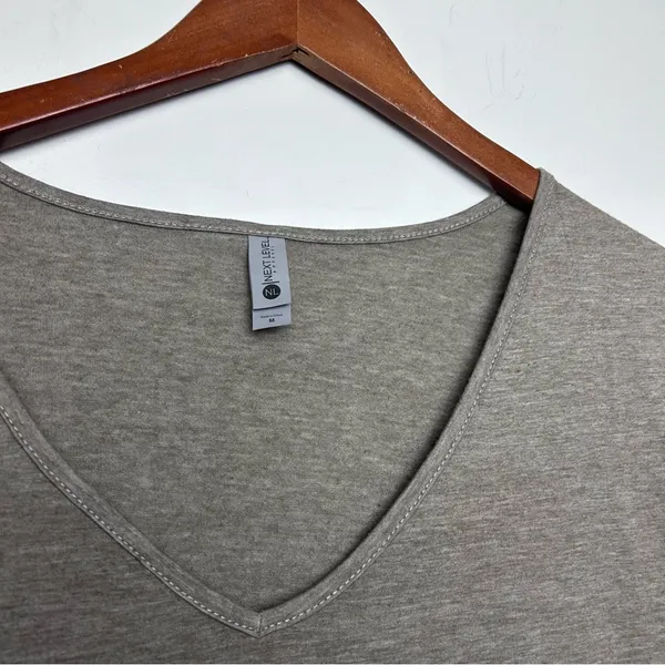 Next Level |Gray Mets Sleeveless Women's Top sz M Gray Size M - Image 4