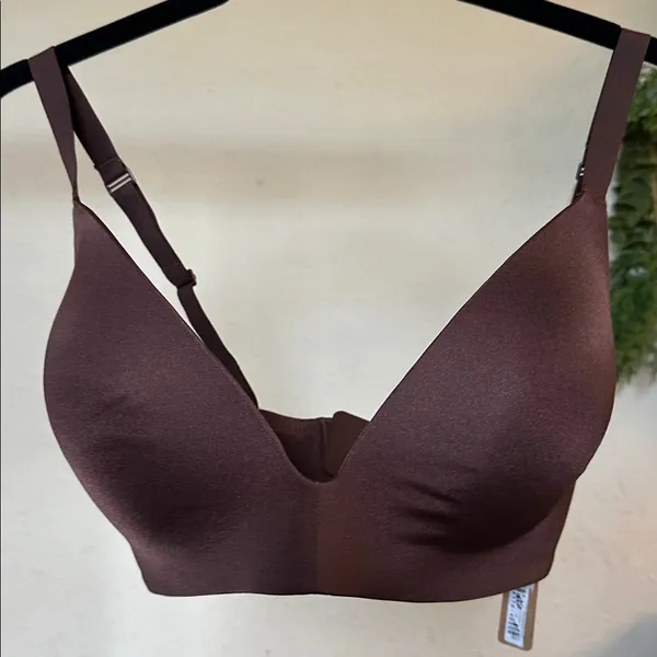 NWT SKIMS Wireless Form lightly lined Bra Cocoa Size 32DDD‎ - Image 4