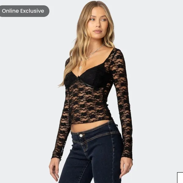 NWT Edikted Mykonos Sheer Black Lace Top size XL - Image 4