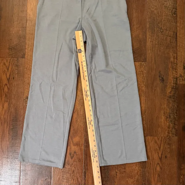 UNIQLO grey elastic waist ponte pants, size M, NWT - Image 10