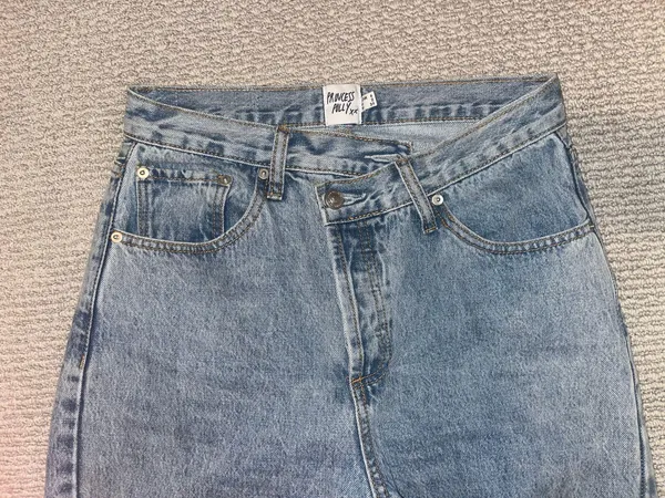 Jeans - Image 2