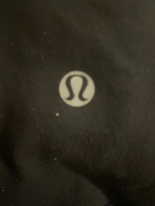 Lululemon Black Cropped Leggings - Image 4