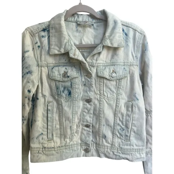 Free People Distressed Bleached Denim Trucker Jacket Womens Size Small‎ - Image 3
