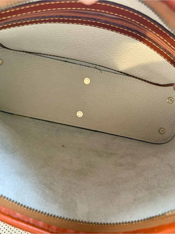 Dooney & Bourke R152 BO Large Hobo Bag - Image 6