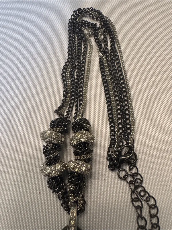 Gunmetal Chain Necklace with Emerald Teardrop Pendant - Image 4