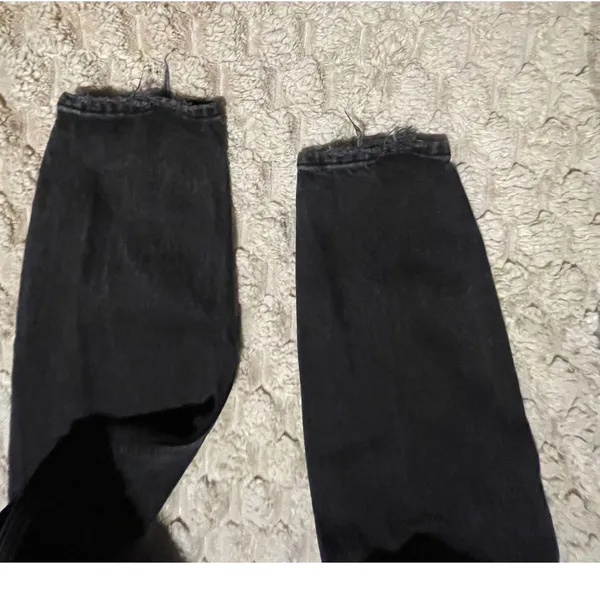 Abercrombie & Fitch High Rise Mom Jeans‎ Washed Black 26/2L 15500912 - Image 9