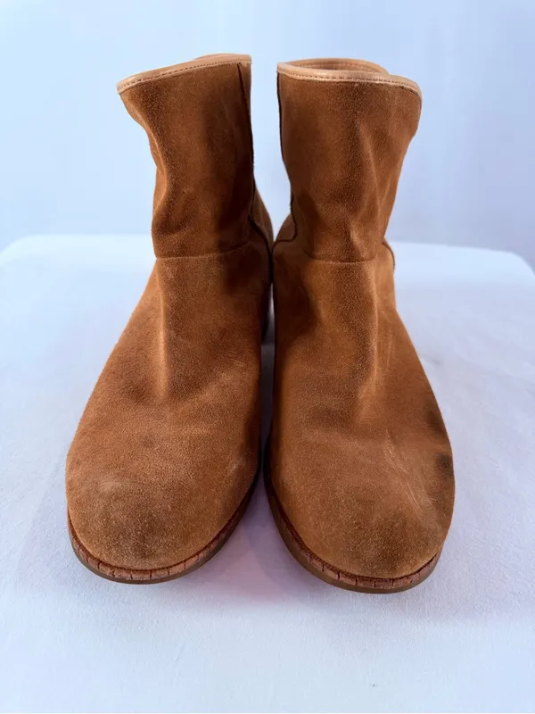 Ugg Darling Suede Pull‎ On Ankle Boot in Brown Size 9 - Image 3