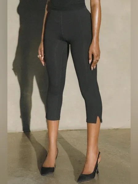 Joah Brown Capri Legging in Onyx Sz L - Image 2