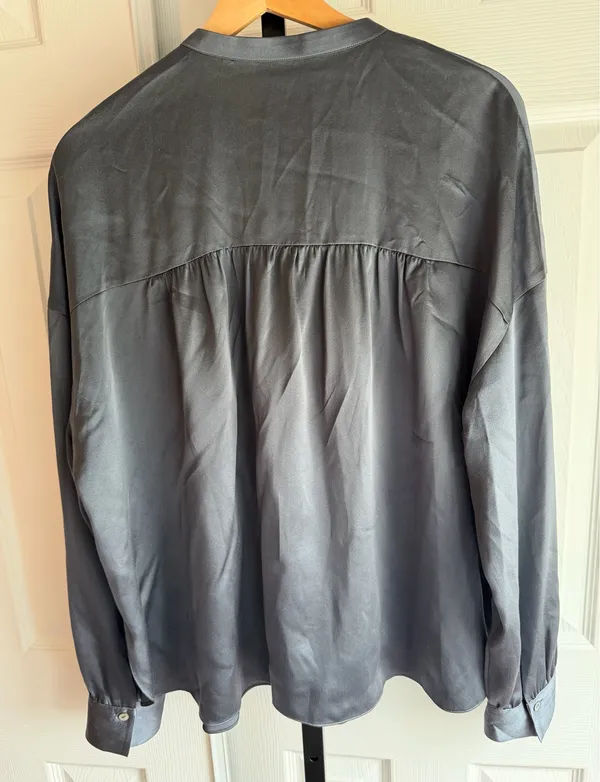 Vince Satin Striped Long-Sleeve Blue Blouse Neck 100% Silk Size: L - Image 2