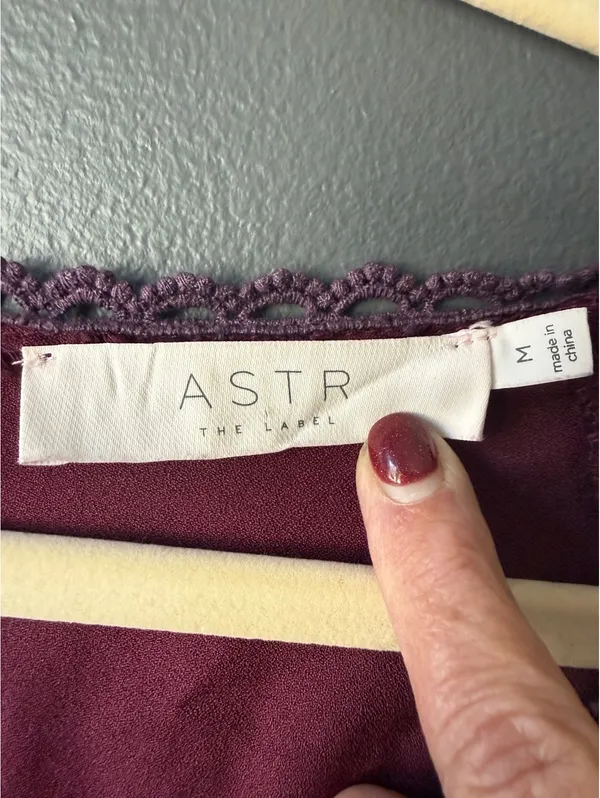 ASTR The Label Burgundy Lace Long Sleeve Dress Medium - Image 3