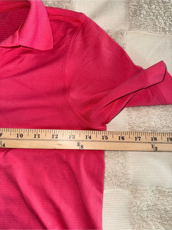 Lululemon Swiftly Tech Relaxed-Fit Cropped Polo Lip Gloss‎ size 0 - Image 3
