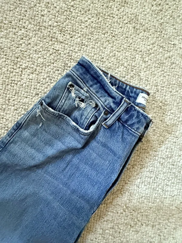 Abercrombie Jeans High-Rise 90s Curve Love Relaxed - Image 2