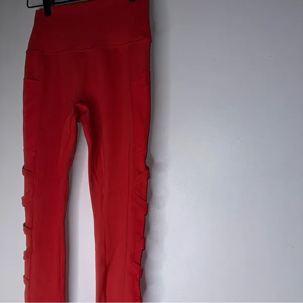 NWT Halara‎ Speedwave Red 7/8 Leggings Size Small - Image 3