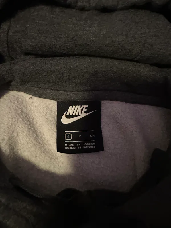 Nike Sweatshirt - Image 4