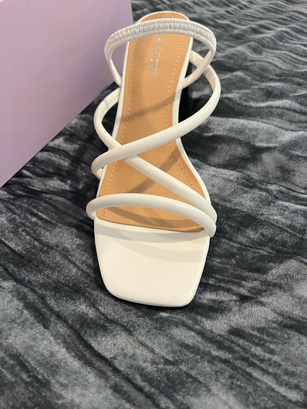 ILLUME - V White Strappy Block Heel Sandals by Lisa Vicky - Image 2