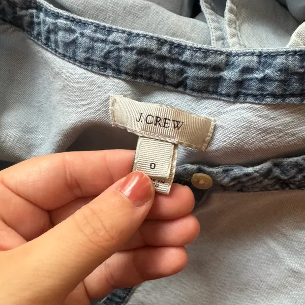 J.Crew Size 0 Chambray Top - Image 5