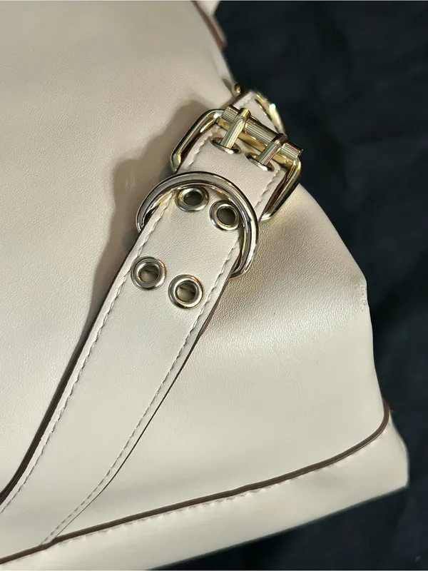 Steve Madden Women’s Cream Hobo Shoulder Bag - Image 9
