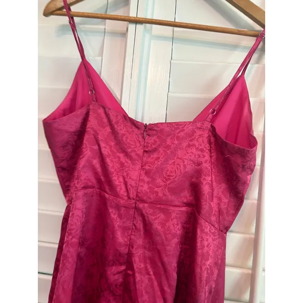 Lulu's Pink‎ Dress Size Medium - Image 7