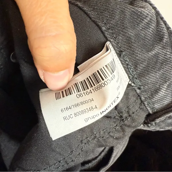 Zara High Rise Straight Leg Raw Hem Jeans Faded Black Size‎ 2 - Image 12