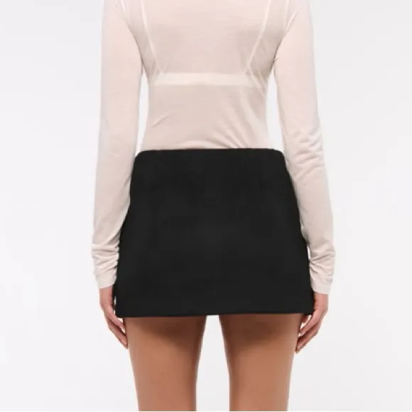 Abercrombie Black Asymmetrical Skort - Image 2