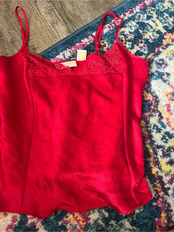 Victoria's Secret Red Satin Lace-Trim Cami Top size M - Image 2