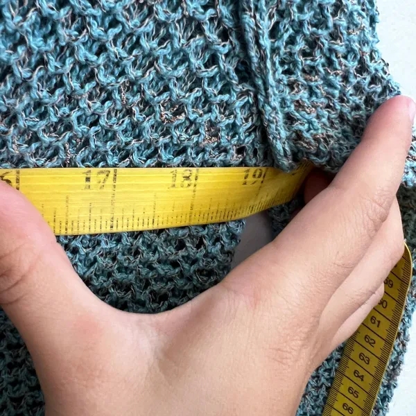 Free‎ People Crochet Sweater Oversized Bohemian Boho Festival Small - Image 10