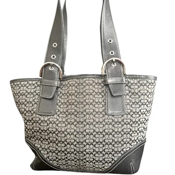 Coach Signature Shoulder Bag - Image 3