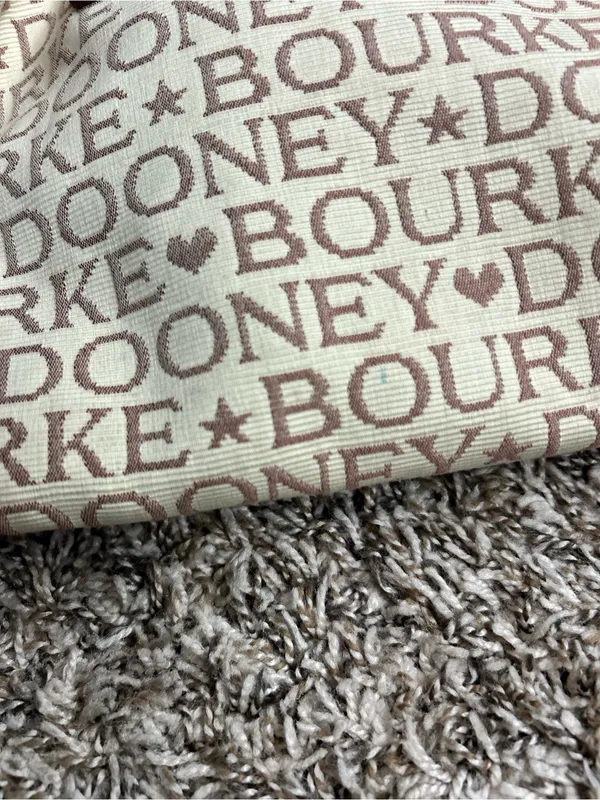 Dooney & Bourke Tan Logo Canvas Vintage Shoulder Bag Heart Star Detail - Image 8