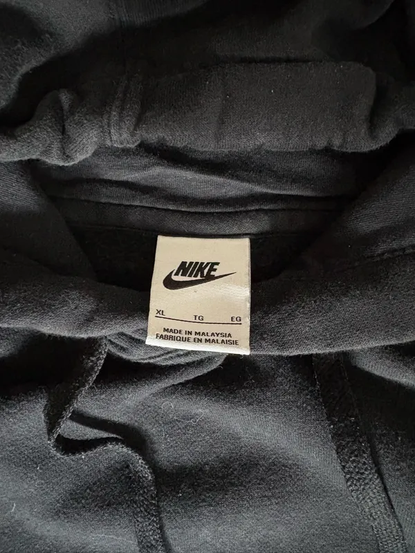 Nike Hoodie - Image 2