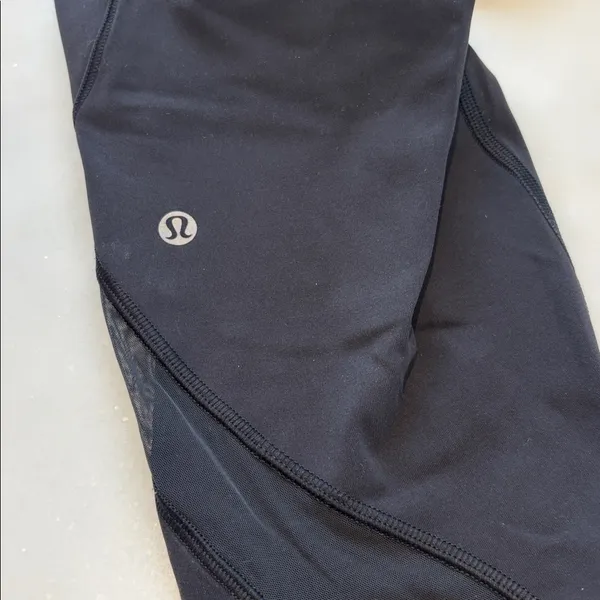 Lululemon Pace Perfect  Cropped Legging - Image 7