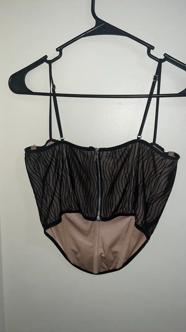 White Fox Boutique Top Corset - Image 2