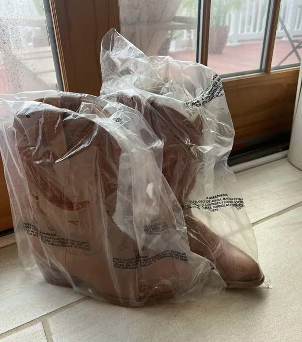 Tecova Cowboy Boots Size 8.5 - Image 2