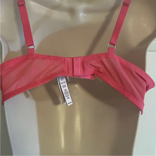 Victoria’s‎ Secret Push Up Bra 36C - Image 2