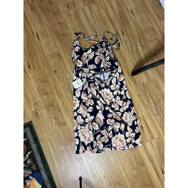 Free People navy floral mini size medium NWT - Image 4