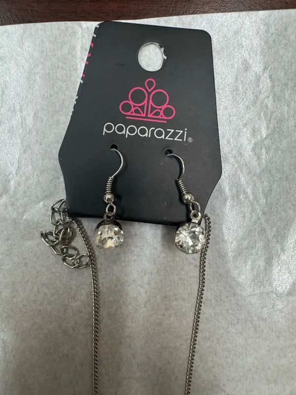 NWT Paparazzi Clear Cubic Zirconia Earrings and Necklace in Silver - Image 2