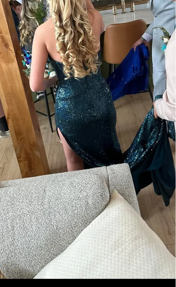 Sherri Hill Prom Dress - Image 3
