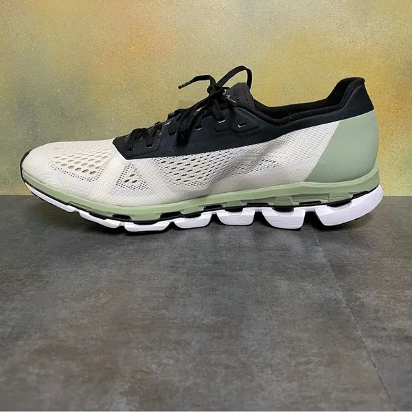 On Cloudboom 1 Women's Running Shoes in White/Black/Green Size 10 - Image 12