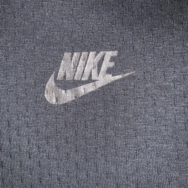 Nike Sportswear Tech Heat Gear Women's Top Black medium - Image 5